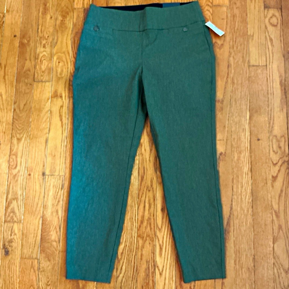 Maurices Women's Green Solid Mid Rise Cropped Pants Flat Front Button Size S